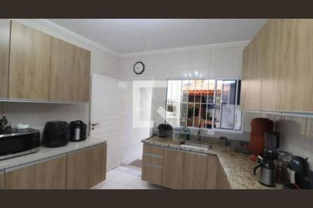 Casa à venda com 3 quartos, 132m² em Vila Mafra, São Paulo
