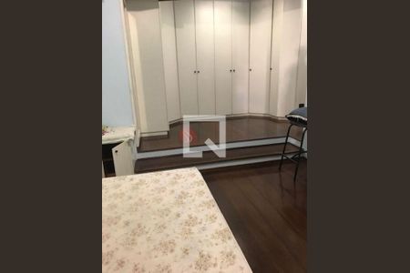 Casa à venda com 4 quartos, 680m² em Vila Formosa, São Paulo