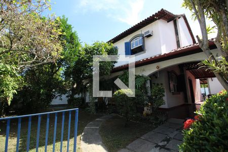 Fachada da Frente de casa de condomínio à venda com 4 quartos, 273m² em Jacarepaguá, Rio de Janeiro