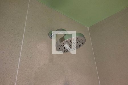 Banheiro de kitnet/studio para alugar com 1 quarto, 25m² em Pinheiros, São Paulo