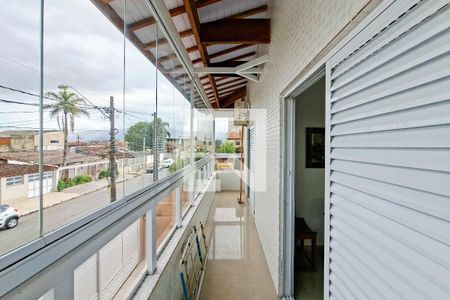 Sacada de casa de condomínio para alugar com 2 quartos, 61m² em Nova Mirim, Praia Grande