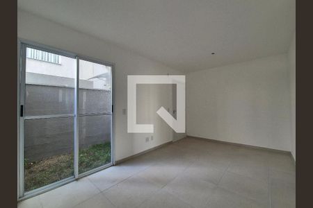 Sala de apartamento à venda com 2 quartos, 50m² em Vargem Grande, Rio de Janeiro