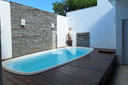 Área comum de casa à venda com 4 quartos, 334m² em Itaipu, Niterói