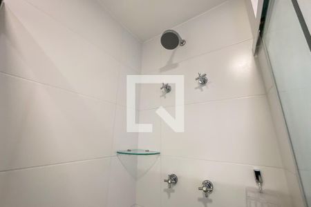 Banheiro de kitnet/studio à venda com 1 quarto, 23m² em Vila Mariana, São Paulo