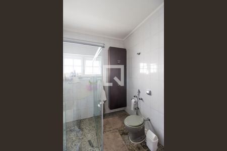 Banheiro da Suíte 1 de casa de condomínio à venda com 4 quartos, 390m² em Residencial Nove (alphaville), Santana de Parnaíba