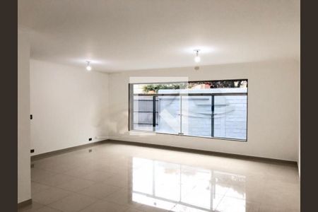 Casa à venda com 3 quartos, 290m² em Vila Olímpia, São Paulo
