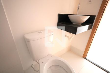 Banheiro de apartamento à venda com 2 quartos, 61m² em Vila Guiomar, Santo André