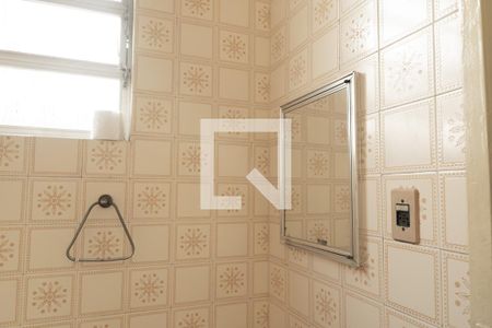 Banheiro 2 de casa à venda com 3 quartos, 380m² em Brás de Pina, Rio de Janeiro
