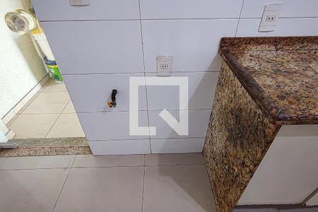 Cozinha de casa de condomínio à venda com 4 quartos, 180m² em Taquara, Rio de Janeiro