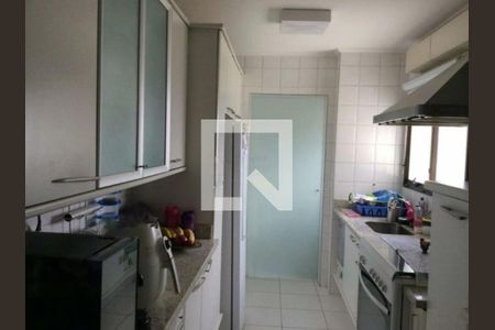 Apartamento à venda com 4 quartos, 240m² em Vila Suzana, São Paulo