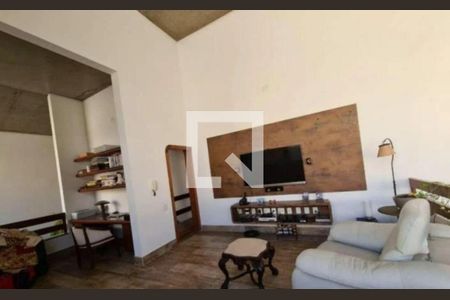 Casa à venda com 4 quartos, 694m² em Boaçava, São Paulo