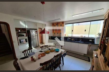 Casa à venda com 4 quartos, 694m² em Boaçava, São Paulo