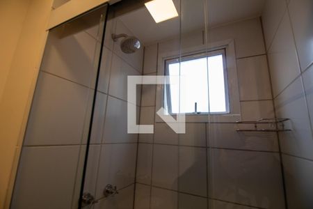 Banheiro de apartamento para alugar com 2 quartos, 58m² em Jardim das Acacias, São Paulo