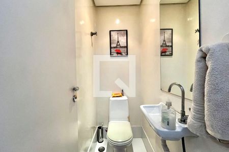 Lavabo de casa para alugar com 4 quartos, 200m² em Jabaquara, São Paulo