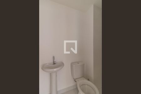 Banheiro de apartamento à venda com 2 quartos, 32m² em Vila Maria, Guarulhos