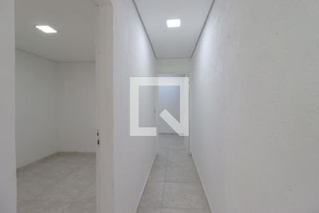 Corredor de casa para alugar com 2 quartos, 70m² em Vila Aquilino, Santo André
