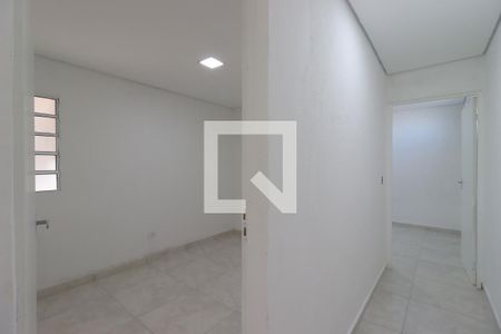 Corredor de casa para alugar com 2 quartos, 70m² em Vila Aquilino, Santo André