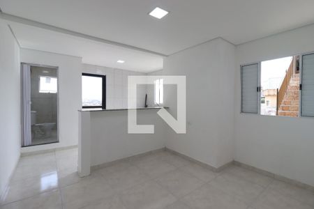 Sala de casa para alugar com 2 quartos, 70m² em Vila Aquilino, Santo André