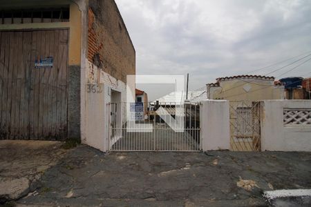 Casa para alugar com 100m², 2 quartos e sem vagaFachada