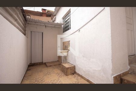Casa para alugar com 100m², 2 quartos e sem vagaÁrea de Serviço