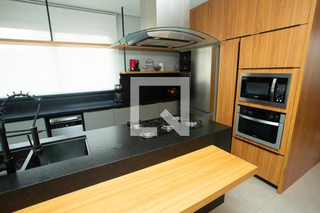 Casa de condomínio à venda com 210m², 4 quartos e 4 vagasCozinha