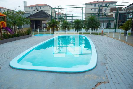 Casa de condomínio para alugar com 210m², 4 quartos e 4 vagas Casa de condomínio para alugar com 210m², 4 quartos e 4 vagasÁrea comum - Piscina