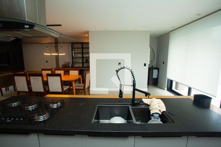 Casa de condomínio à venda com 210m², 4 quartos e 4 vagasCozinha