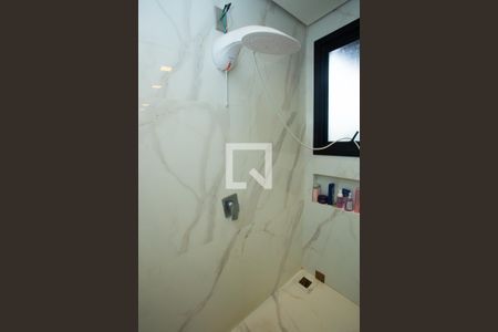 Casa de condomínio à venda com 210m², 4 quartos e 4 vagasBanheiro da Suíte 2