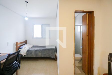 Suíte 1 de casa à venda com 2 quartos, 100m² em Osvaldo Cruz, São Caetano do Sul