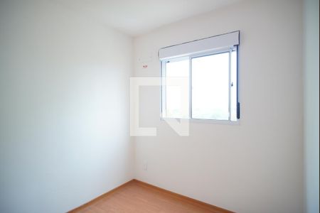 Quarto 2 de apartamento para alugar com 2 quartos, 35m² em Humaitá, Porto Alegre