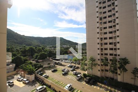 Vista de apartamento à venda com 2 quartos, 53m² em Jacarepaguá, Rio de Janeiro