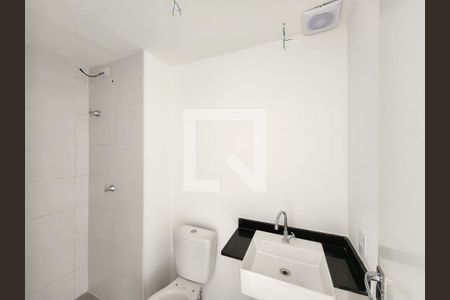 Banheiro de kitnet/studio à venda com 1 quarto, 25m² em Vila Olímpia, São Paulo