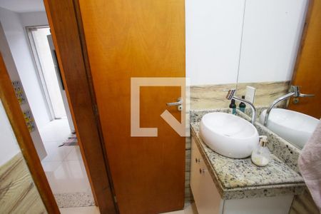 Lavabo de casa de condomínio à venda com 4 quartos, 120m² em Taquara, Rio de Janeiro