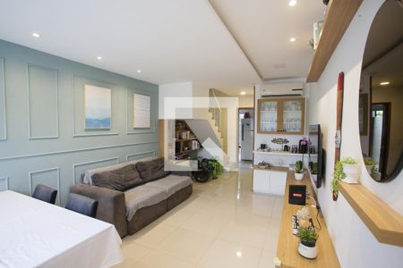 Sala de casa de condomínio à venda com 4 quartos, 120m² em Taquara, Rio de Janeiro