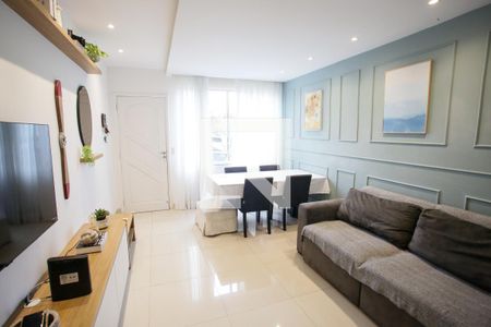 Sala de casa de condomínio à venda com 4 quartos, 120m² em Taquara, Rio de Janeiro