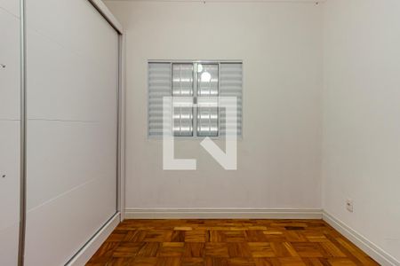 Quarto 2 de casa para alugar com 3 quartos, 100m² em Vila Gertrudes, São Paulo