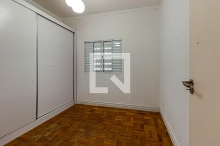 Quarto 2 de casa para alugar com 3 quartos, 100m² em Vila Gertrudes, São Paulo