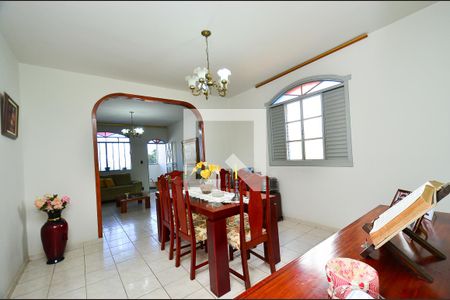Sala de jantar de apartamento à venda com 3 quartos, 118m² em Sagrada Família, Belo Horizonte