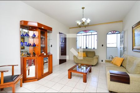 Sala  de apartamento à venda com 3 quartos, 118m² em Sagrada Família, Belo Horizonte