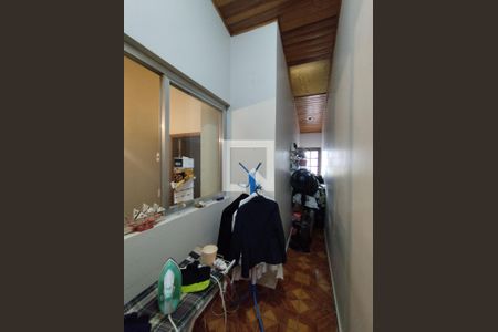 Corredor de serviço de casa para alugar com 5 quartos, 440m² em Liberdade, São Paulo