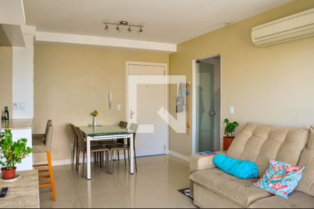 Sala de apartamento à venda com 2 quartos, 68m² em Tristeza, Porto Alegre