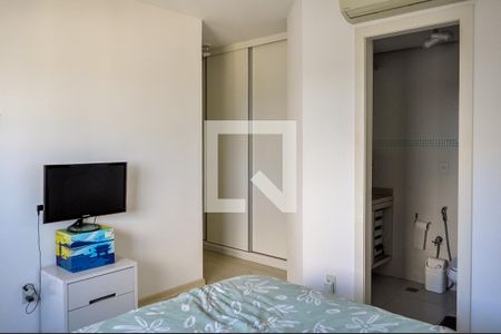 Quarto de apartamento à venda com 2 quartos, 68m² em Tristeza, Porto Alegre