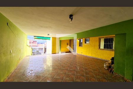 Garagem de casa à venda com 3 quartos, 280m² em Parque Brasilia, Jundiaí