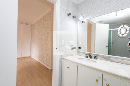 Apartamento à venda com 109m², 3 quartos e 1 vagaBanheiro da Suíte 1
