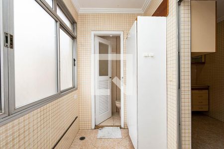 Apartamento à venda com 109m², 3 quartos e 1 vagaÁrea de Serviço