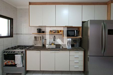 Cozinha de apartamento para alugar com 2 quartos, 110m² em Aviação, Praia Grande