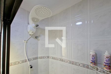 Banheiro da Suíte de apartamento para alugar com 2 quartos, 110m² em Aviação, Praia Grande