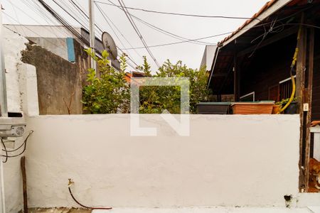 Fachada de casa à venda com 2 quartos, 180m² em Vila Nova Galvão, São Paulo