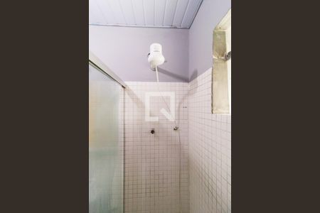 Banheiro de casa à venda com 2 quartos, 180m² em Vila Nova Galvão, São Paulo