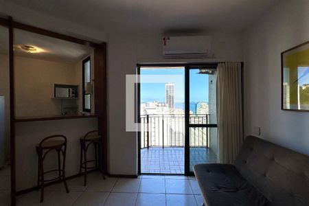Sala de apartamento para alugar com 1 quarto, 80m² em Copacabana, Rio de Janeiro